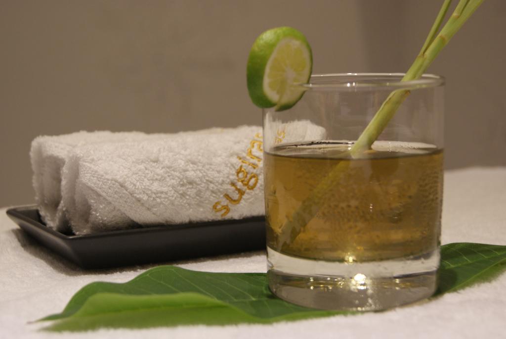 Sugiras Living Otel Denpasar Dış mekan fotoğraf
