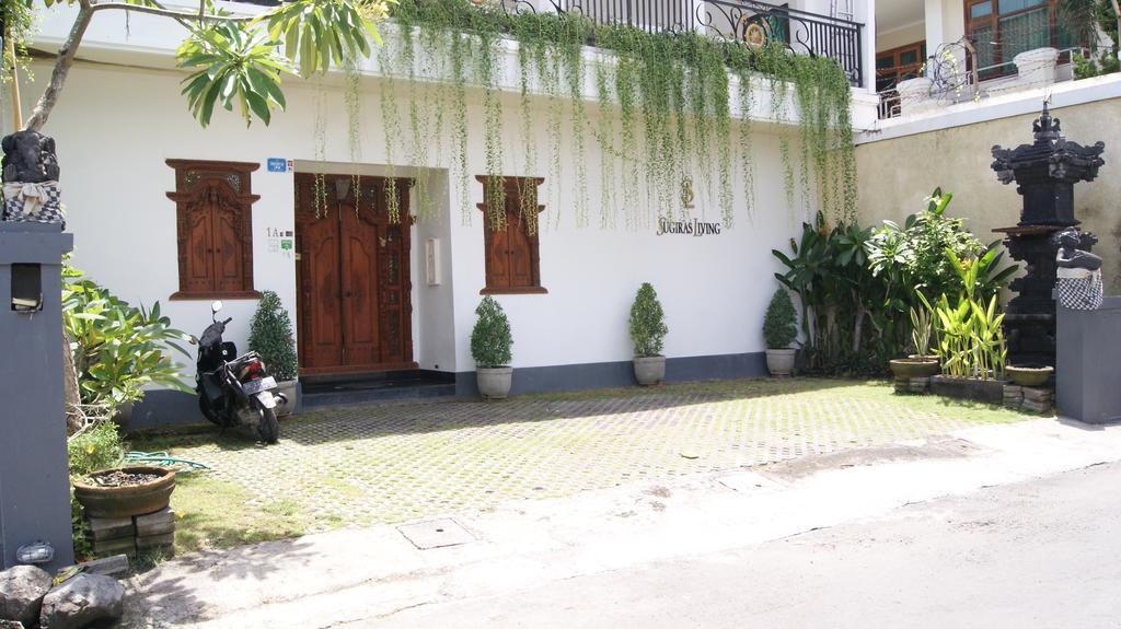 Sugiras Living Otel Denpasar Dış mekan fotoğraf