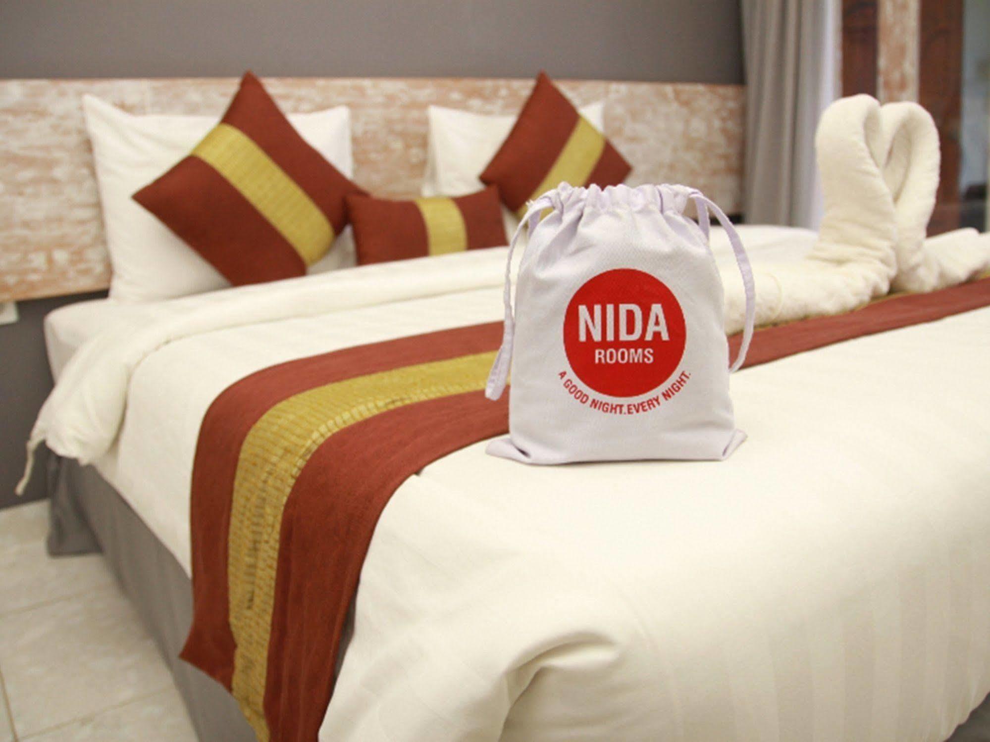 Sugiras Living Otel Denpasar Dış mekan fotoğraf