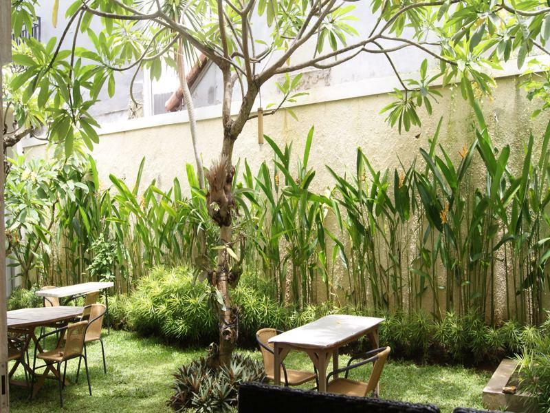Sugiras Living Otel Denpasar Dış mekan fotoğraf