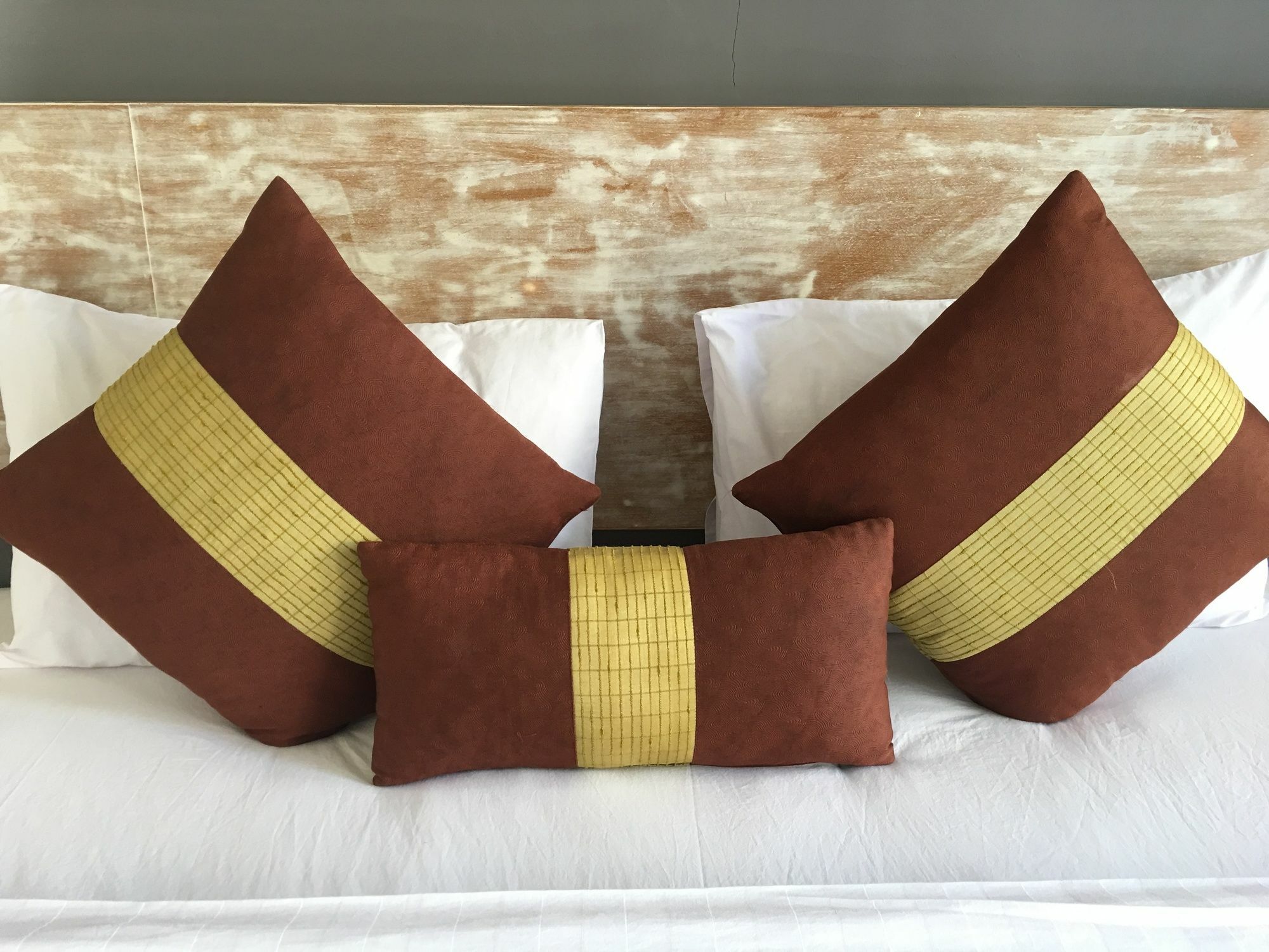 Sugiras Living Otel Denpasar Dış mekan fotoğraf